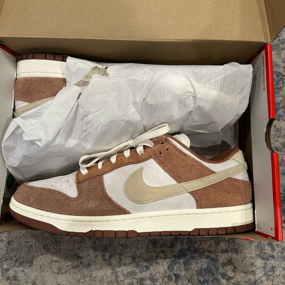Nike dunk with box - Picture 1 of 4